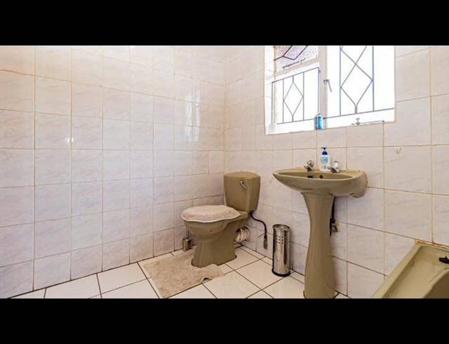 4 BEDROOM HOUSE FOR SALE IN SPRUITVIEW